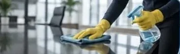 Offices & shops in Middelburg by Clean Up Crew